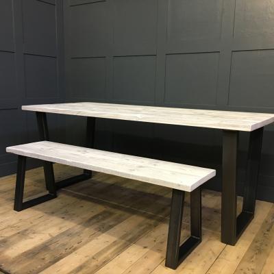 RECLAIMED WOOD AND METAL RECLAIMED WOOD AND METAL