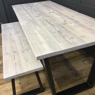 RECLAIMED WOOD AND METAL RECLAIMED WOOD AND METAL