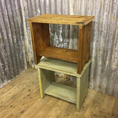 PAINTED SIDE TABLE/STOOL PAINTED SIDE TABLE/STOOL