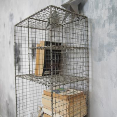 LOCKER ROOM STANDING SHELF - LARGE £175