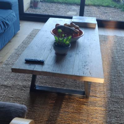 METAL LEG RECLAIMED WOOD TABLE
