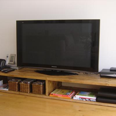 Media Unit with Section Media Unit with Section